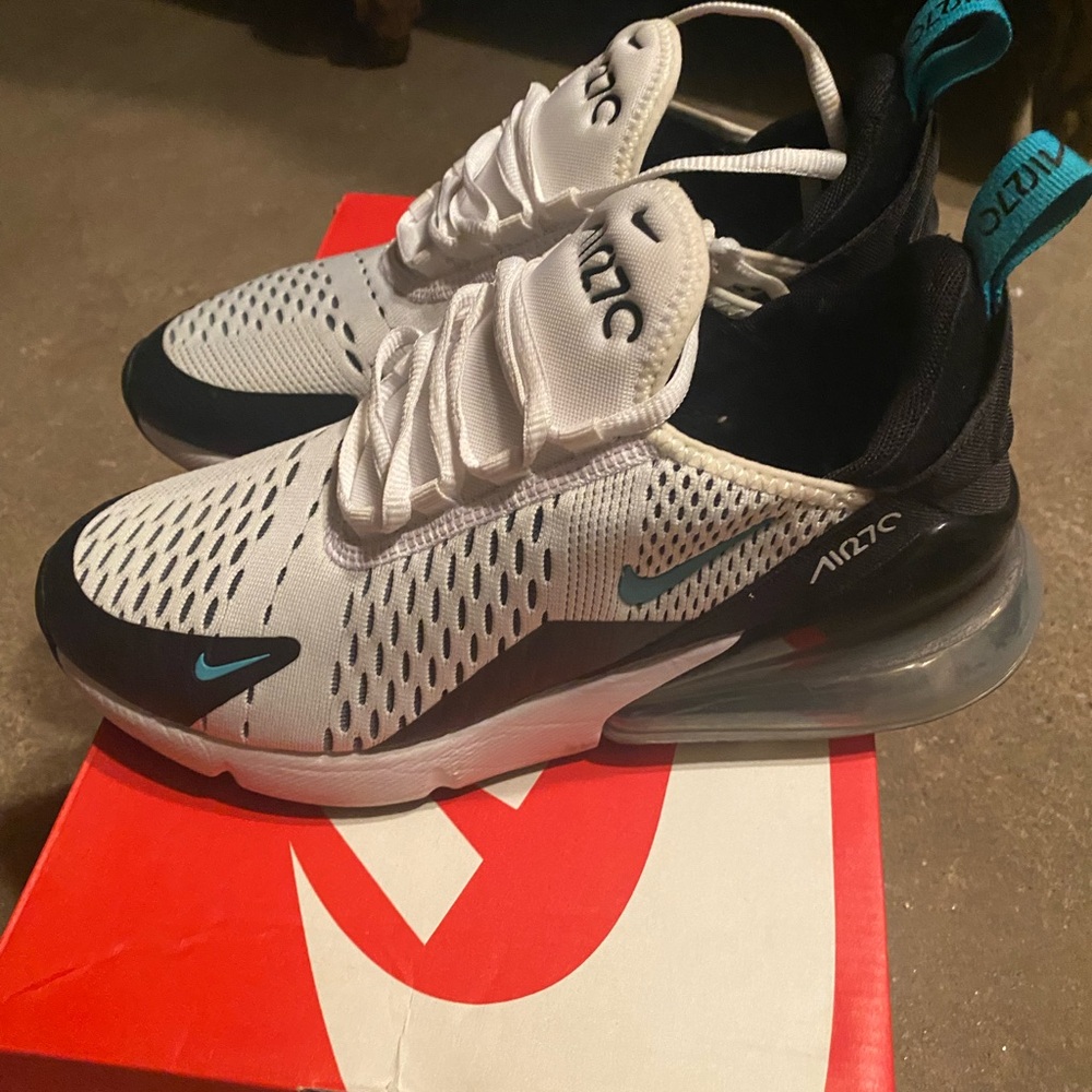 Nike Air Max 270